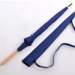 Regenschirme mit einzigartigen Griffen