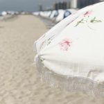 Rosen-Strandschirm mit Quasten