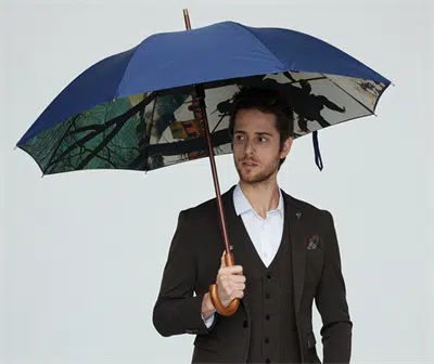 Regenschirm aus Holz mit doppeltem Druck