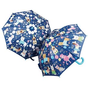 Daisy Cheynes Color-changing umbrellas