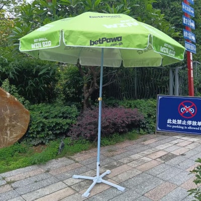 10 Benefits Of Using Advertising Umbrellas