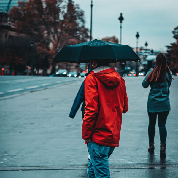 Дорожный зонт, устойчивый к ультрафиолетовому излучению