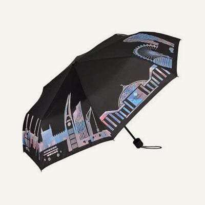Magischer Skyline-Reiseschirm mit Farbwechsel – British Museum