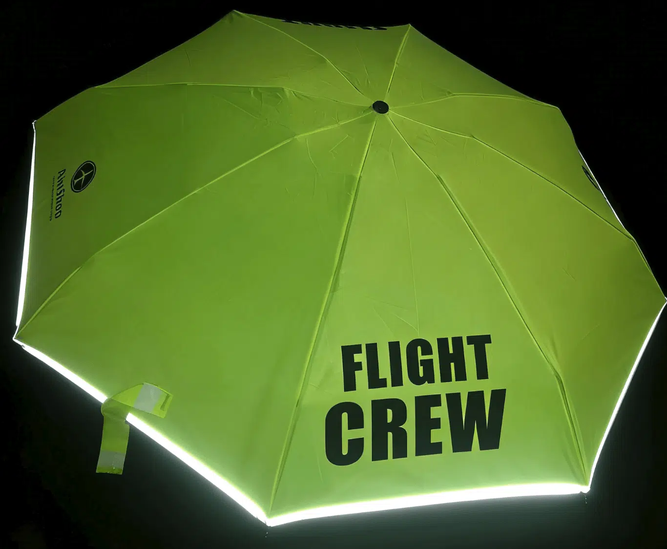 Casestudie om brugerdefineret paraply til flypersonale | Reflekterende sikkerhed og holdbart design